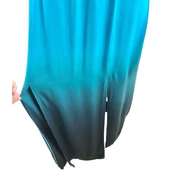 Volcom Women’s Blue Ombré Sleeveless Smocked Maxi Dress Size S - Picture 3 of 10